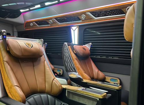 Xe Limousine