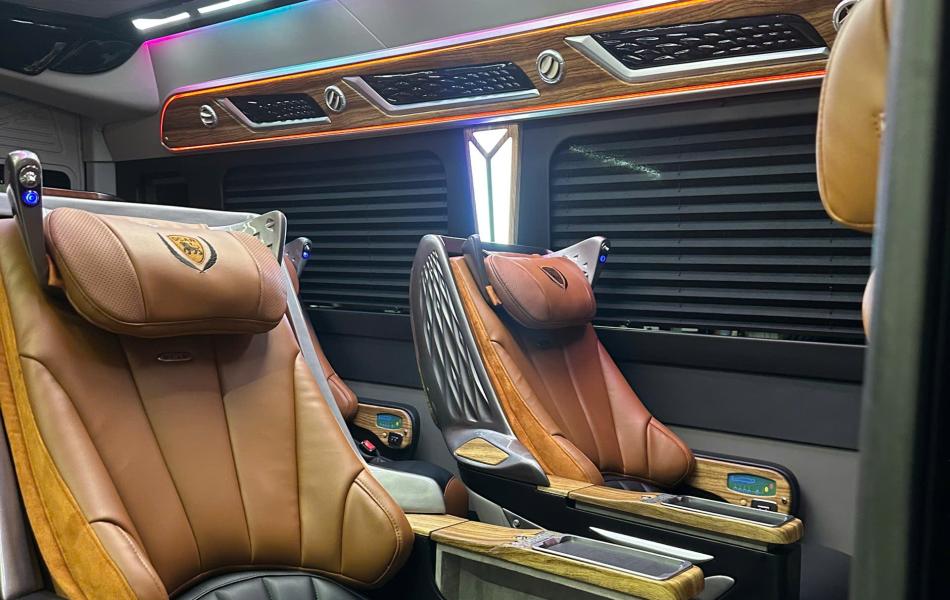 Xe Limousine